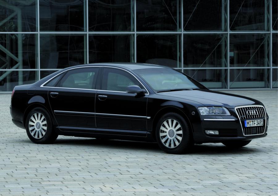  Audi A8 L W12 Security (D3) 2008 года  (фото 4 из 14)